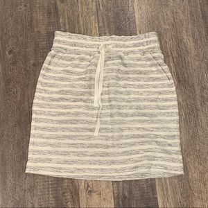 NWT- LOFT Skirt